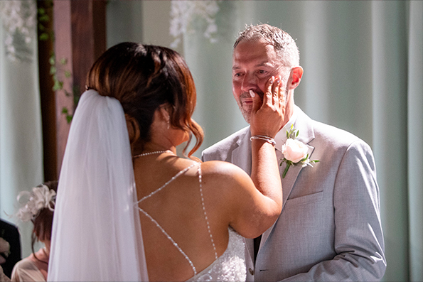 Tracy and Paul's wedding photography by Confetti Chasers