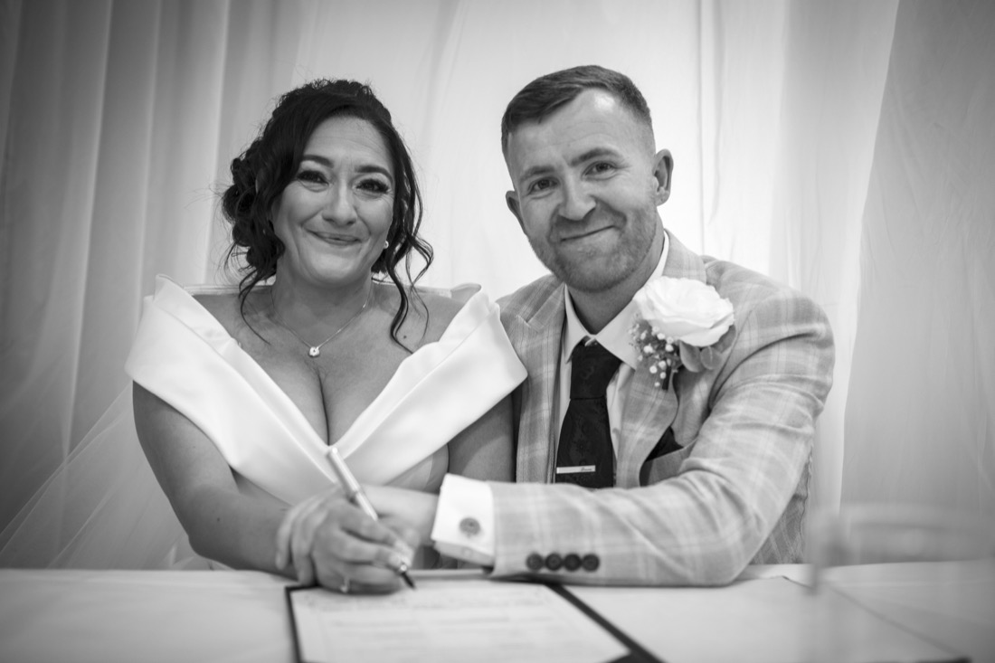 Vicki and Allan's wedding photography by Confetti Chasers
