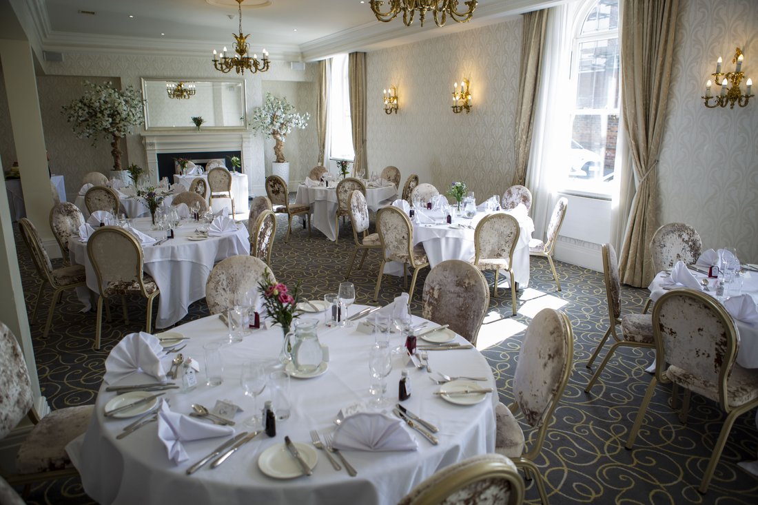 Wedding photography at North Tyneside Registrars by Confetti Chasers